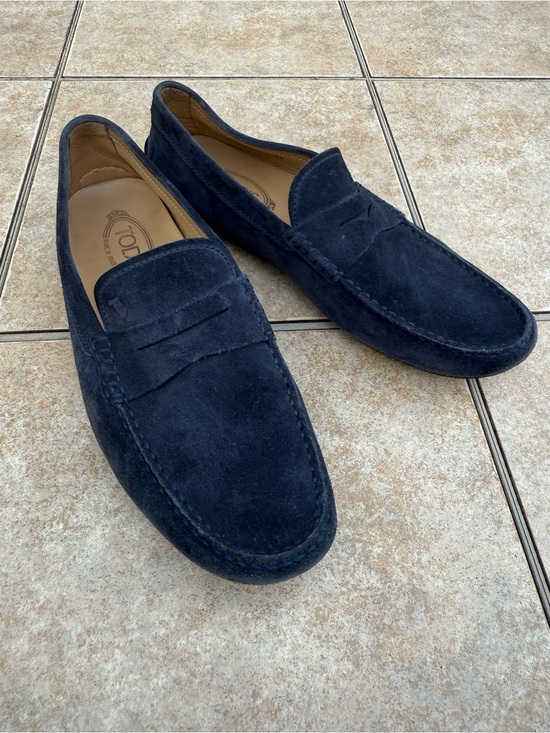 Tod\'s Gommino Navy Suede Driving Loafers main image 10
